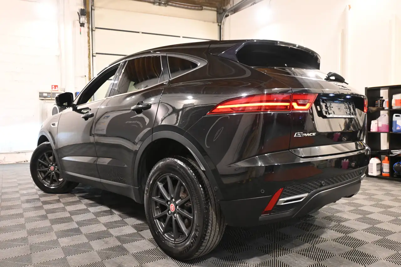 Jaguar E-Pace - 7