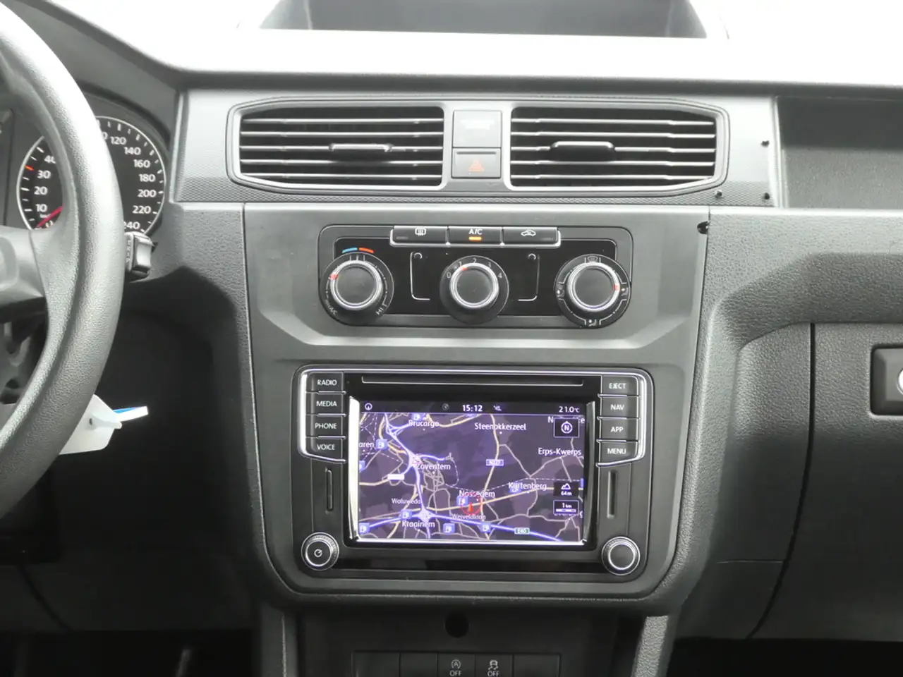 Volkswagen Caddy - 8