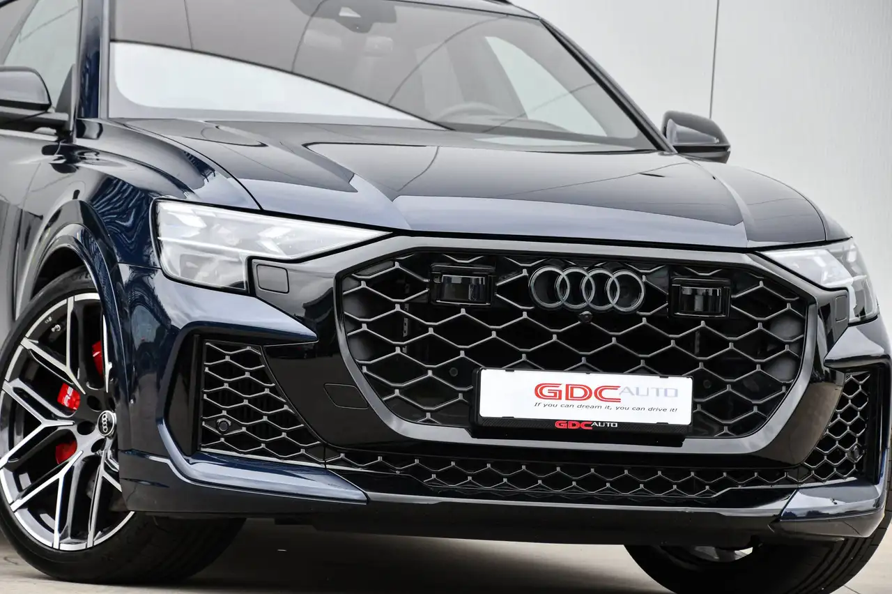 Audi RS Q8 - 4