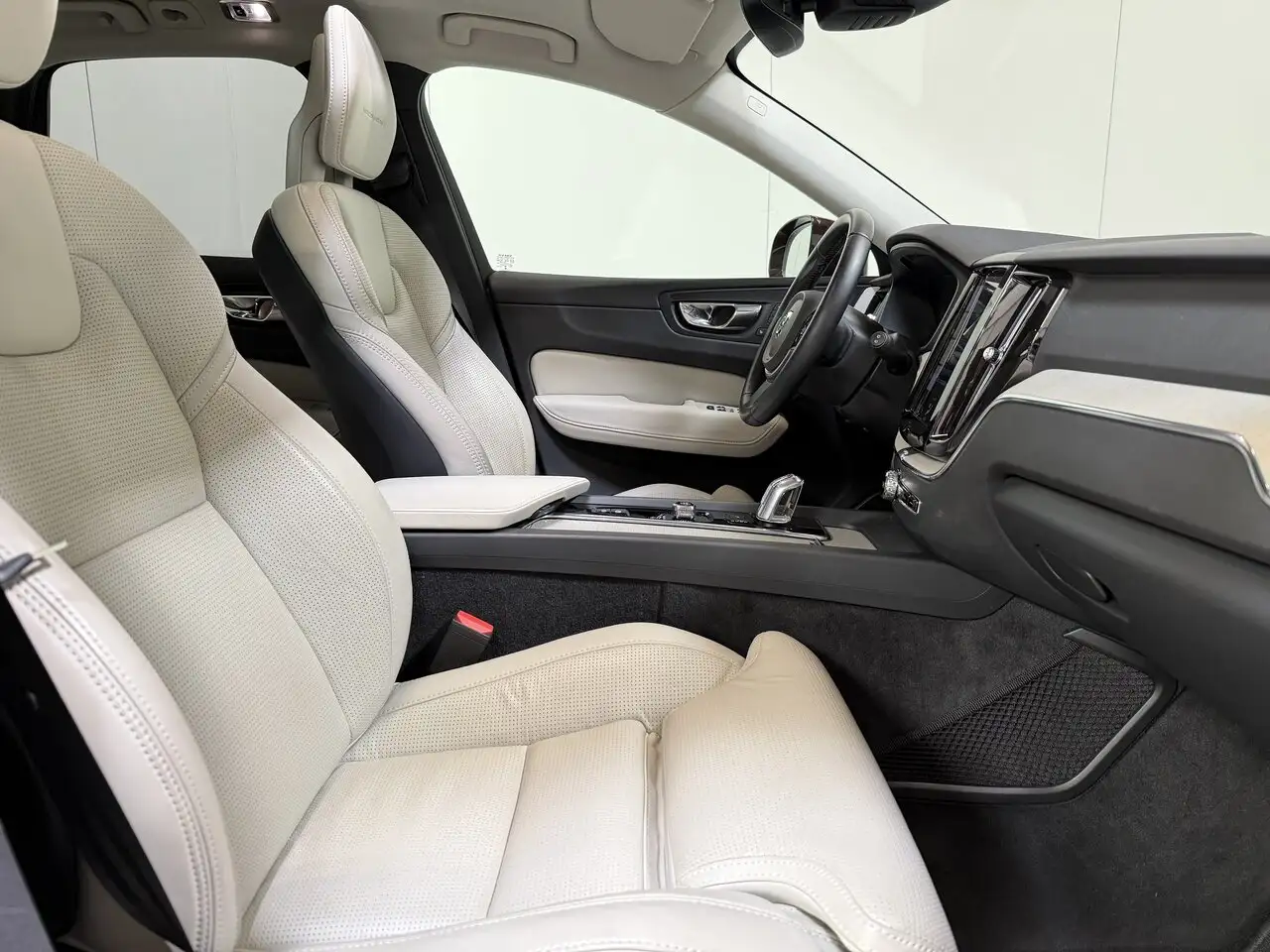 Volvo XC60 - 2