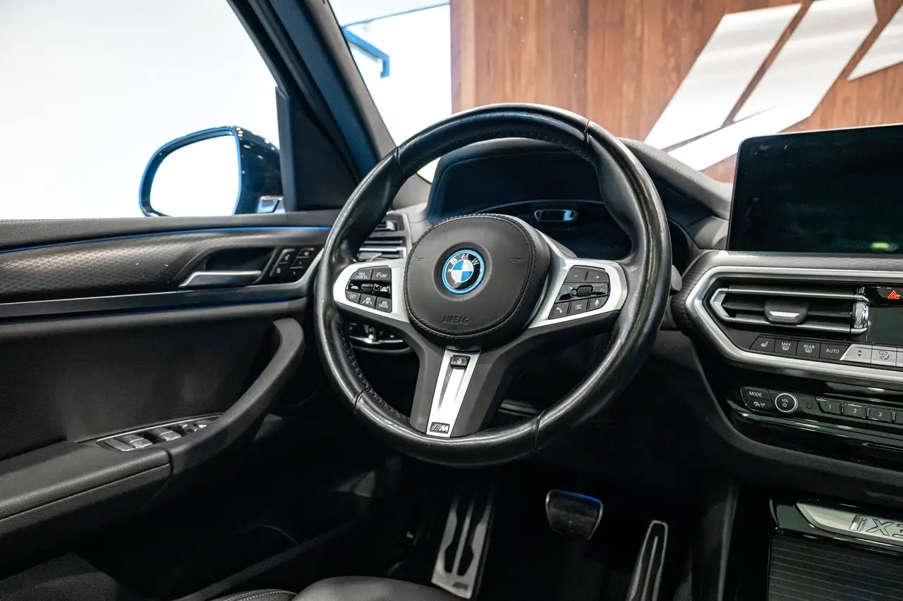 BMW iX3 - 3