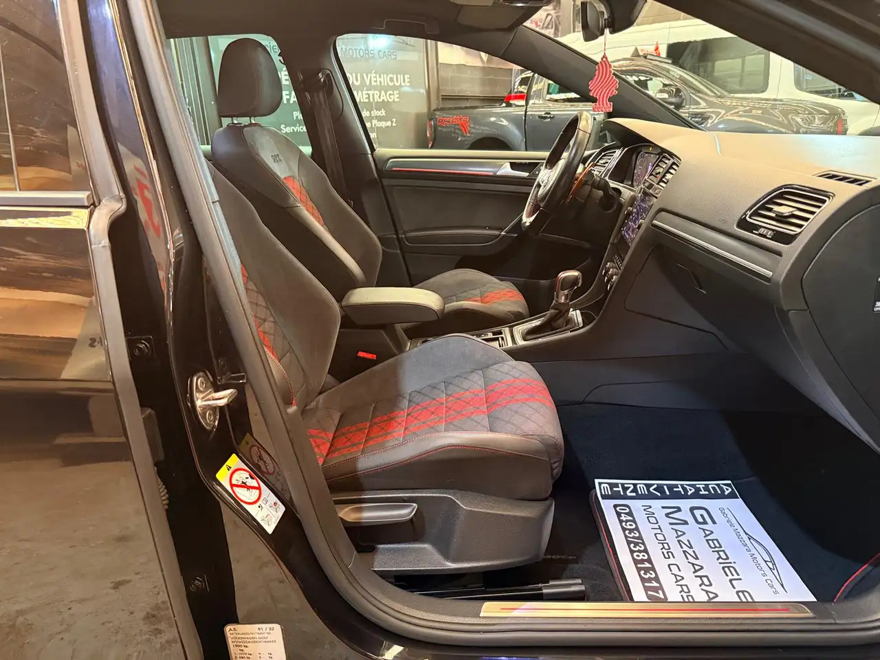 Volkswagen Golf - 19