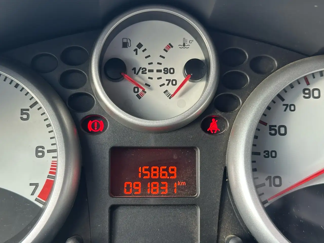 Peugeot 207 - 11
