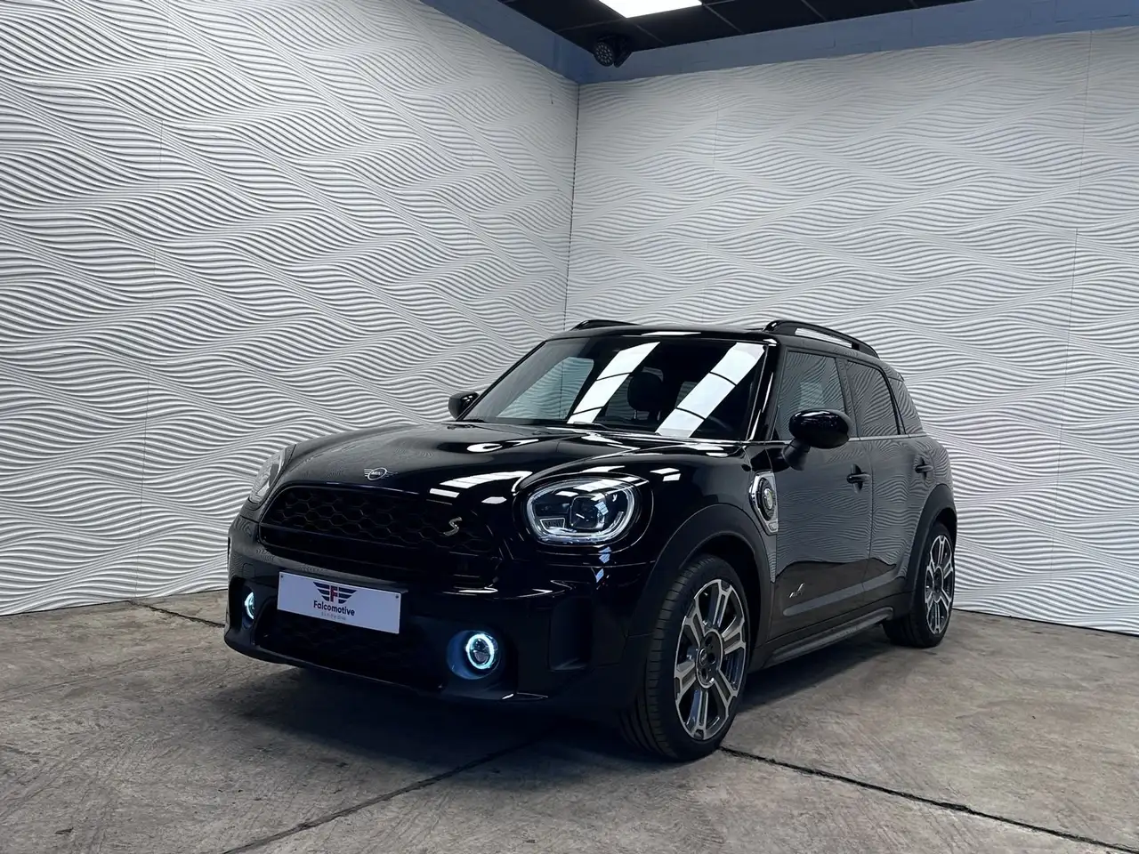 MINI Cooper SE Countryman - 3