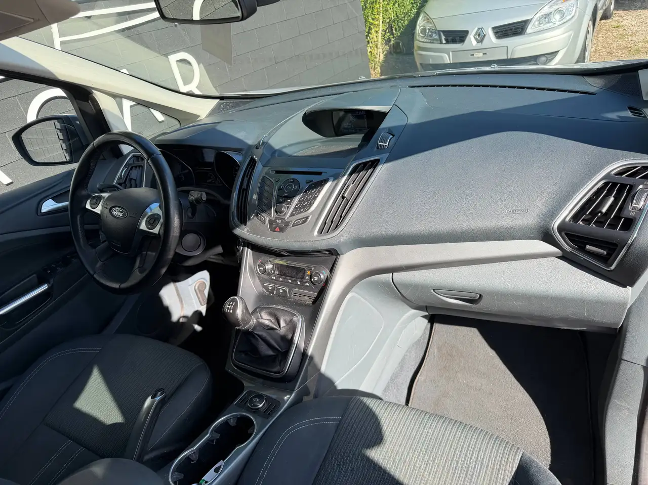Ford C-Max - 11
