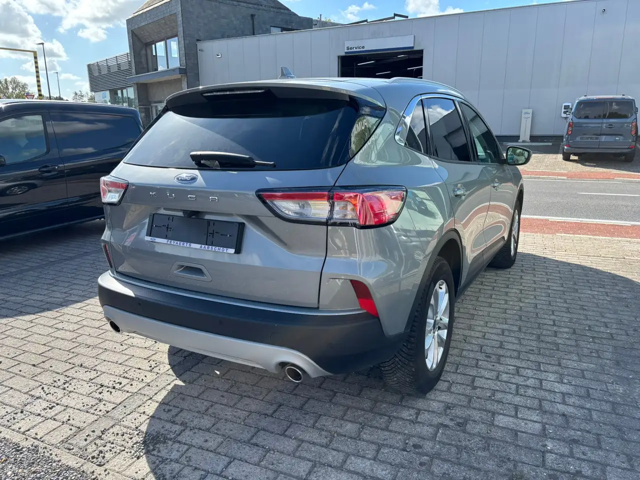 Ford Kuga - 4