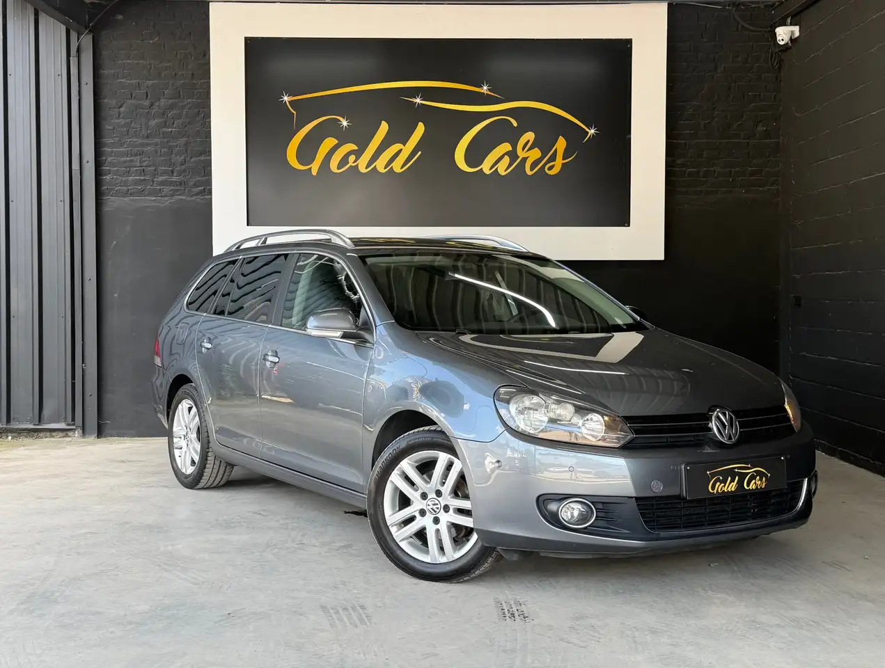 Volkswagen Golf - 8