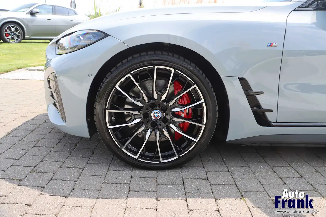 BMW i4 - 4