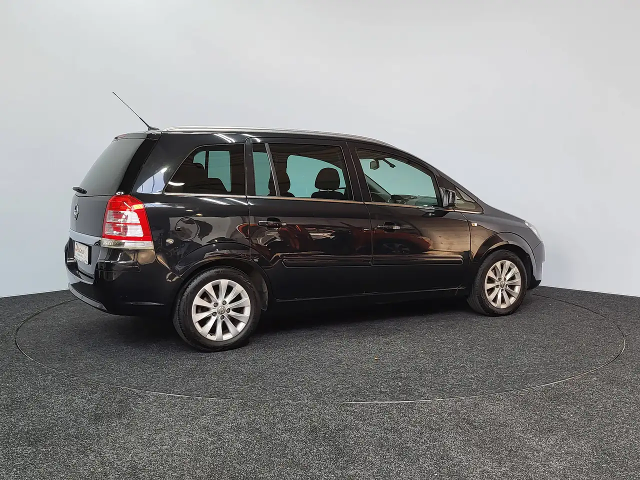 Opel Zafira - 6