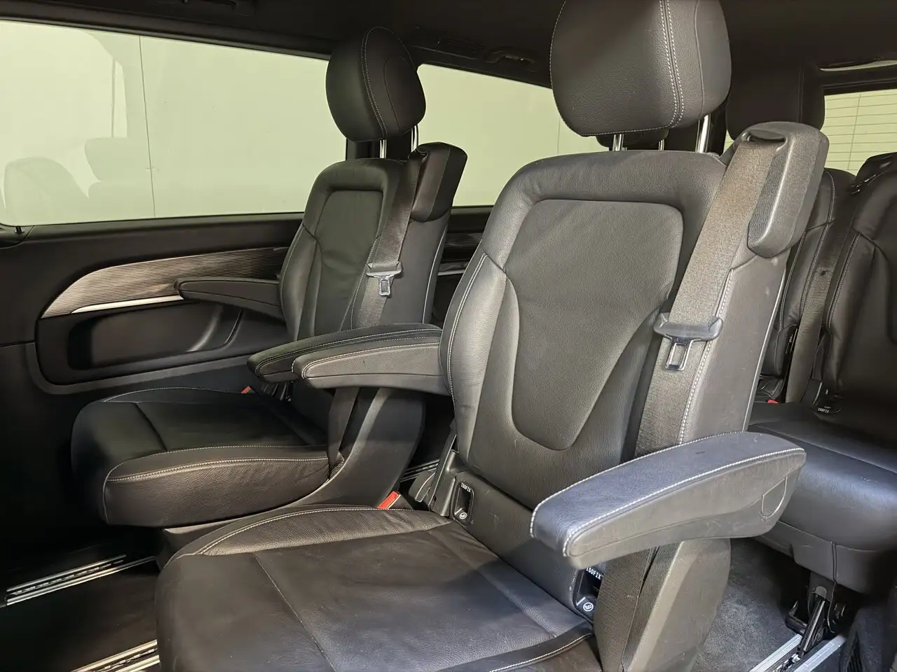 Mercedes-Benz EQV 300 - 9