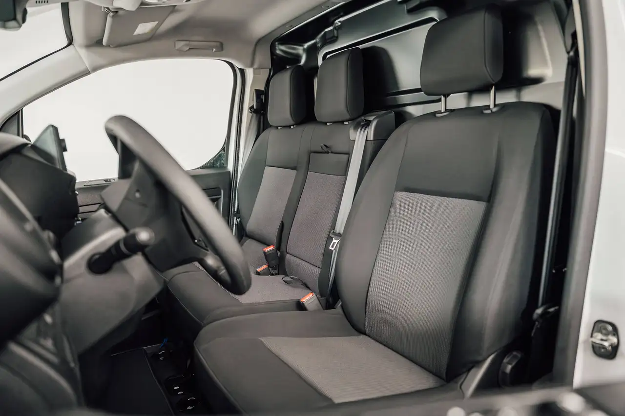 Opel Vivaro - 12