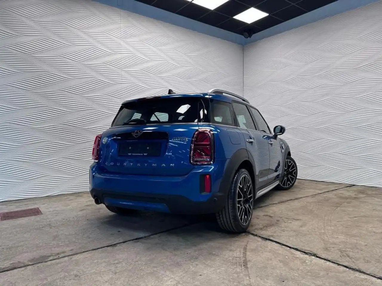 MINI Cooper SE Countryman - 10