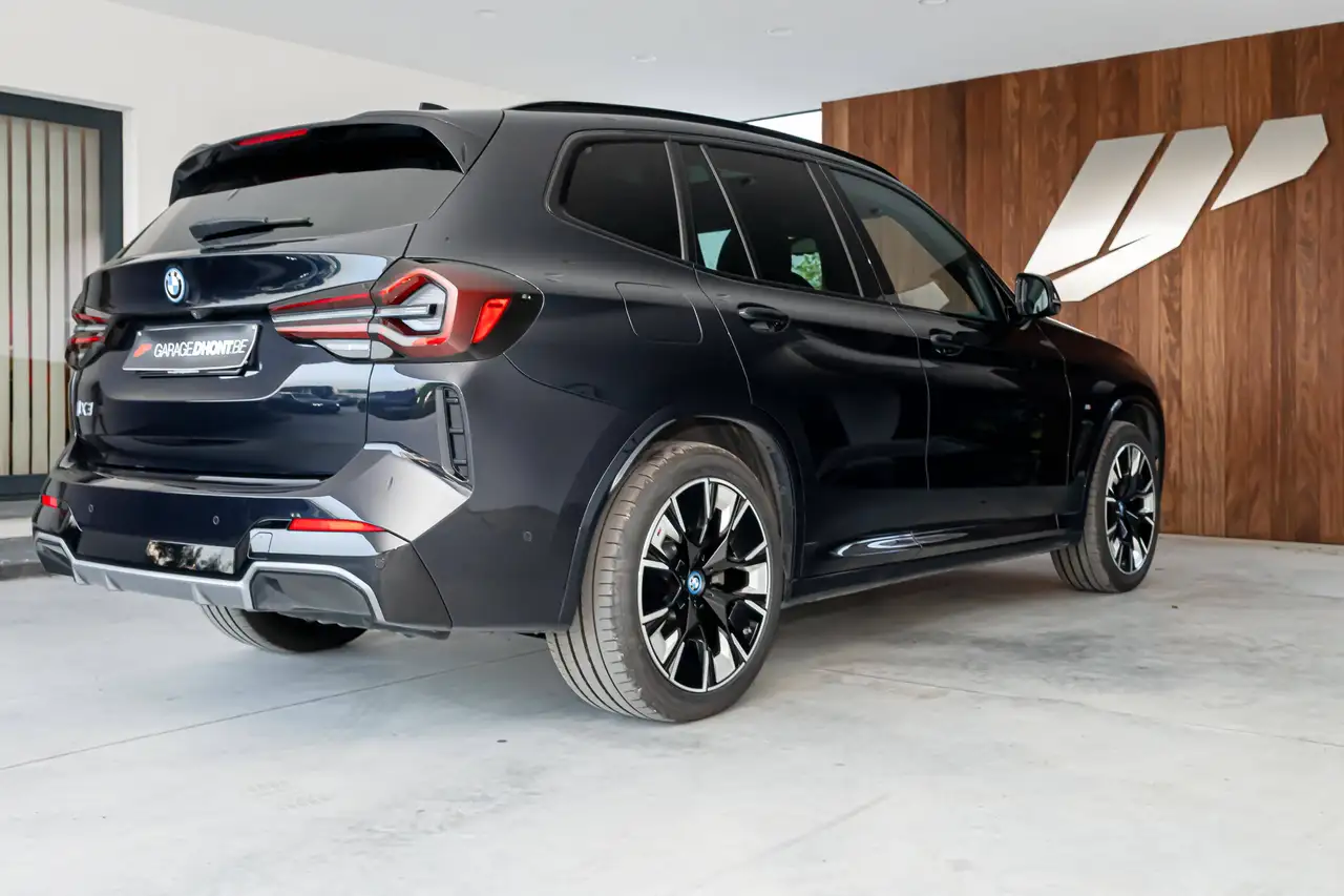 BMW iX3 - 6