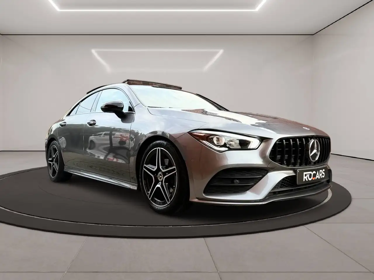 Mercedes-Benz CLA 180 - 4