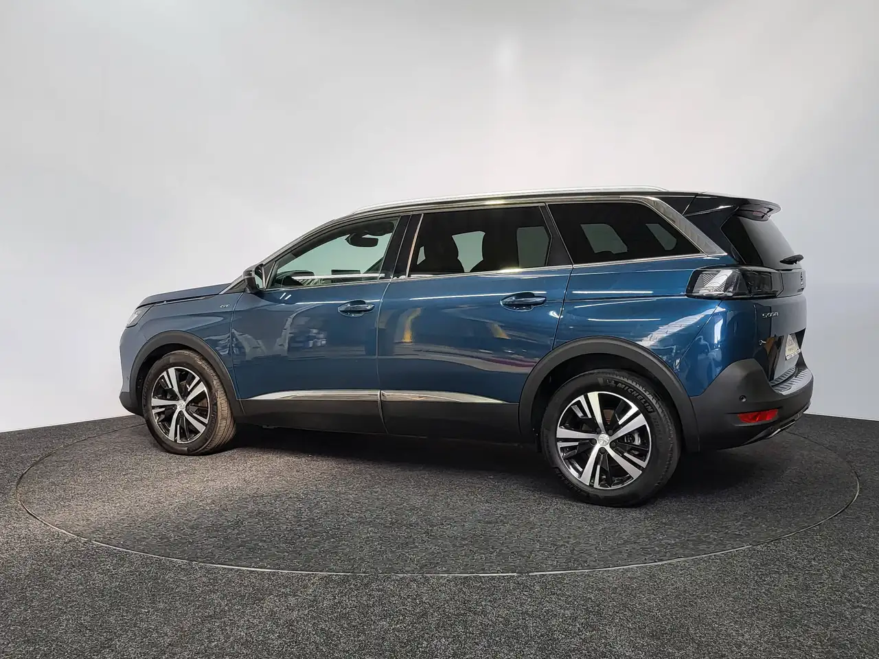 Peugeot 5008 - 4
