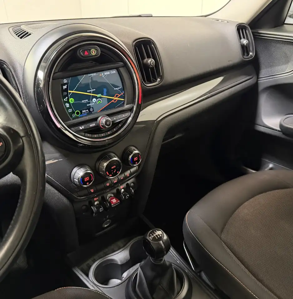 MINI One Countryman - 11