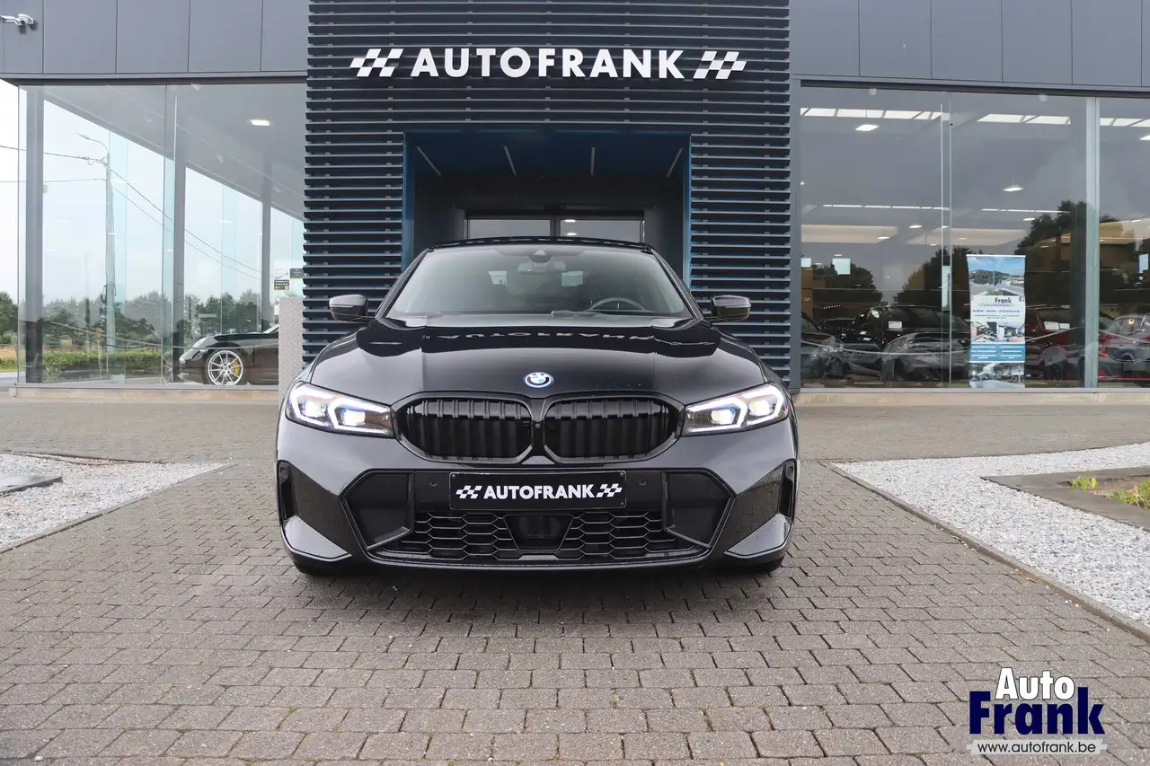 BMW 330 - 2