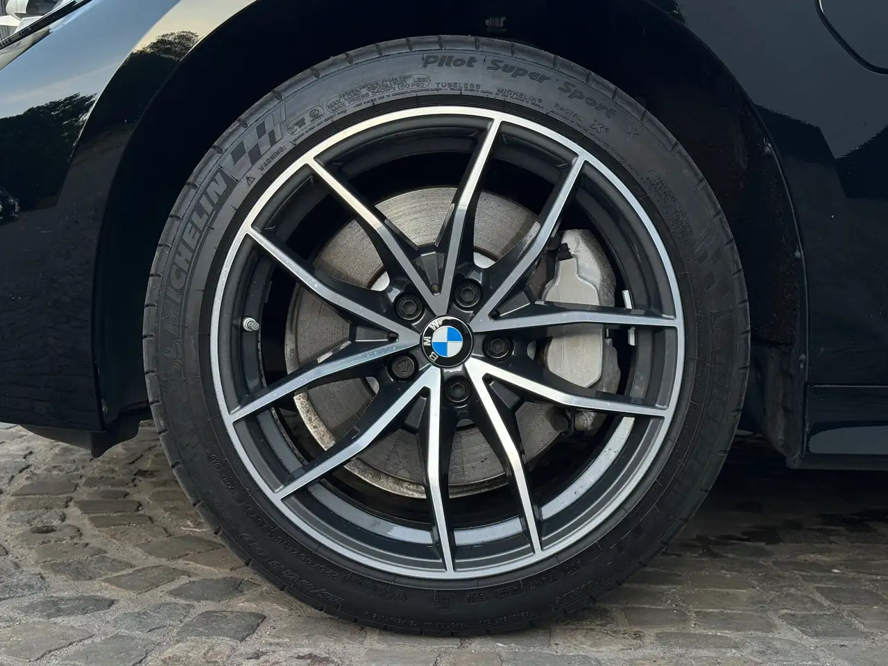 BMW 330 - 8