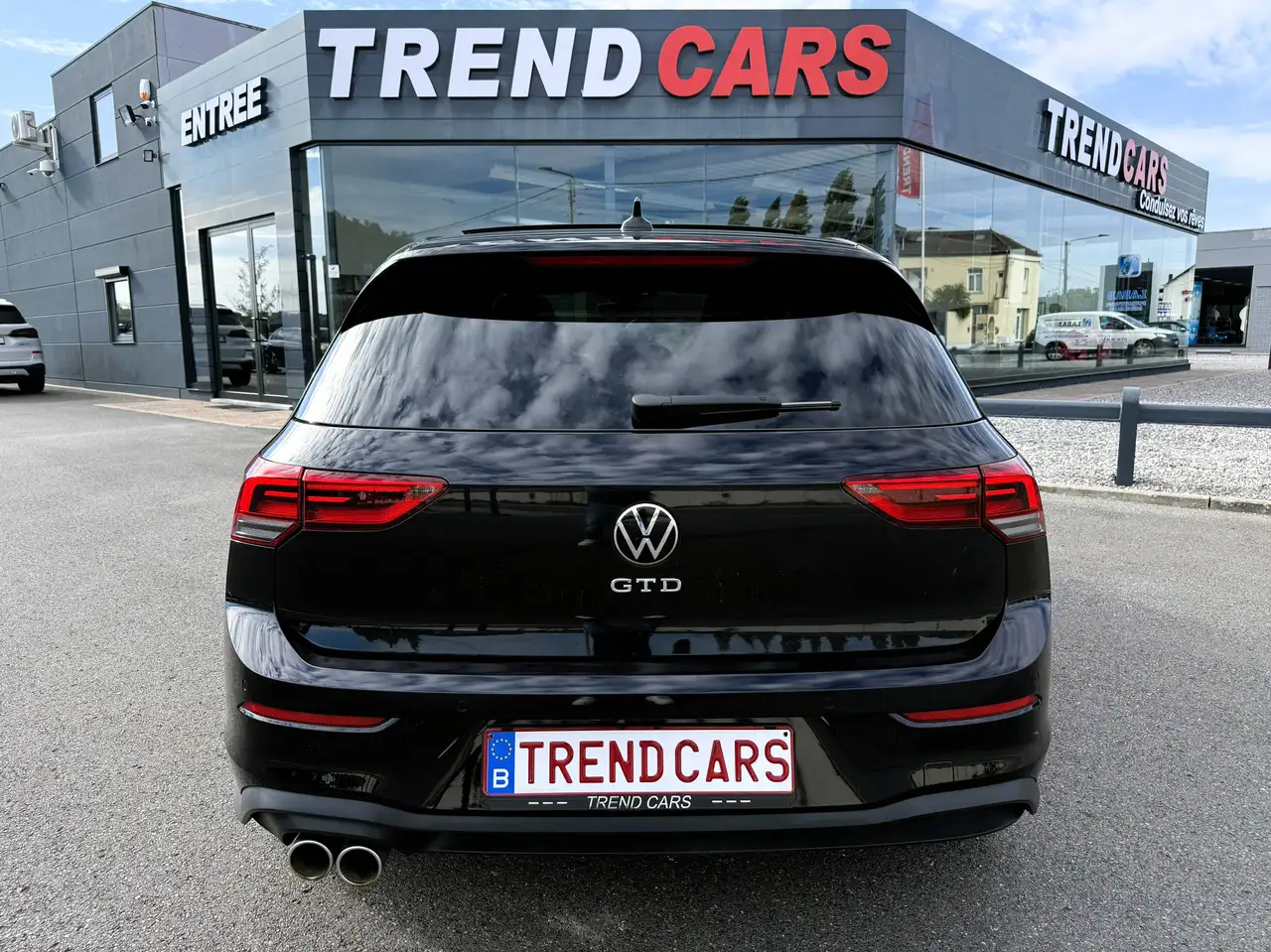 Volkswagen Golf - 9