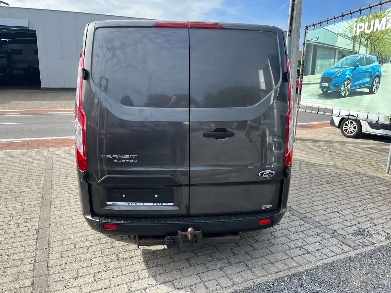 Ford Transit Custom - 8