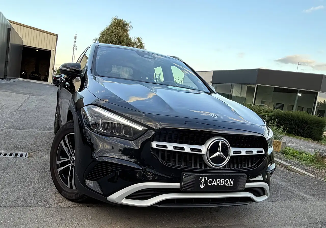 Mercedes-Benz GLA 180 - 8