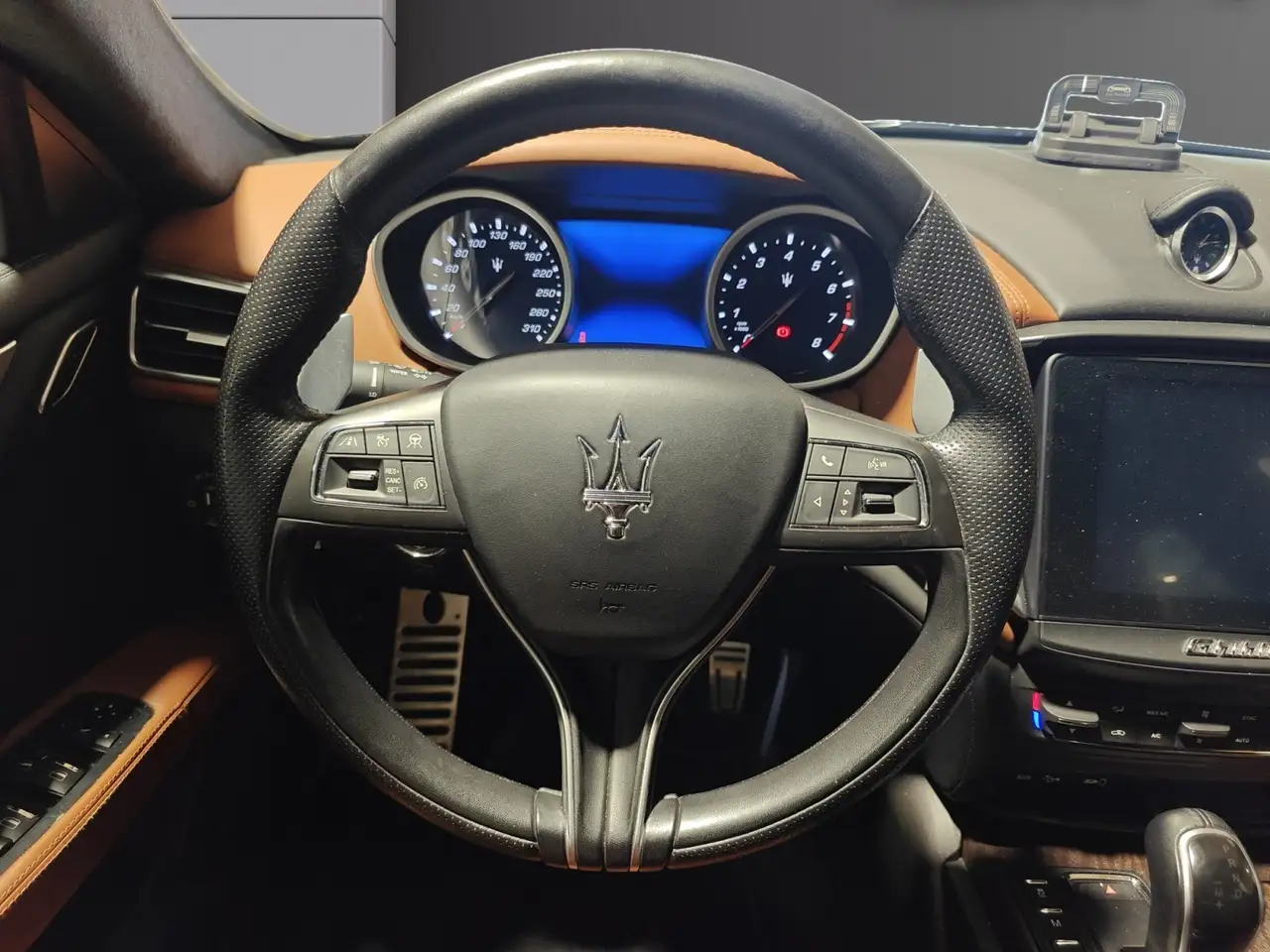 Maserati Ghibli - 10