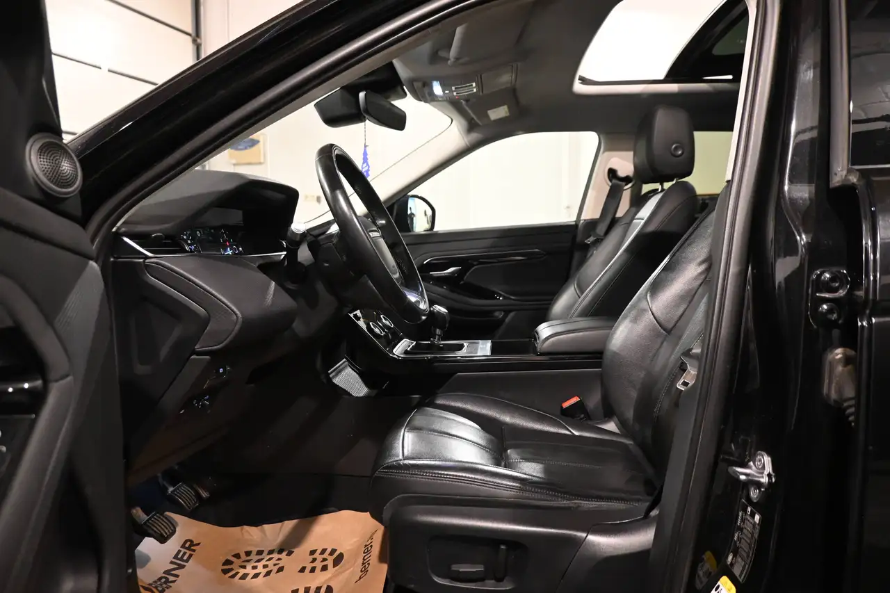 Land Rover Range Rover Evoque - 12