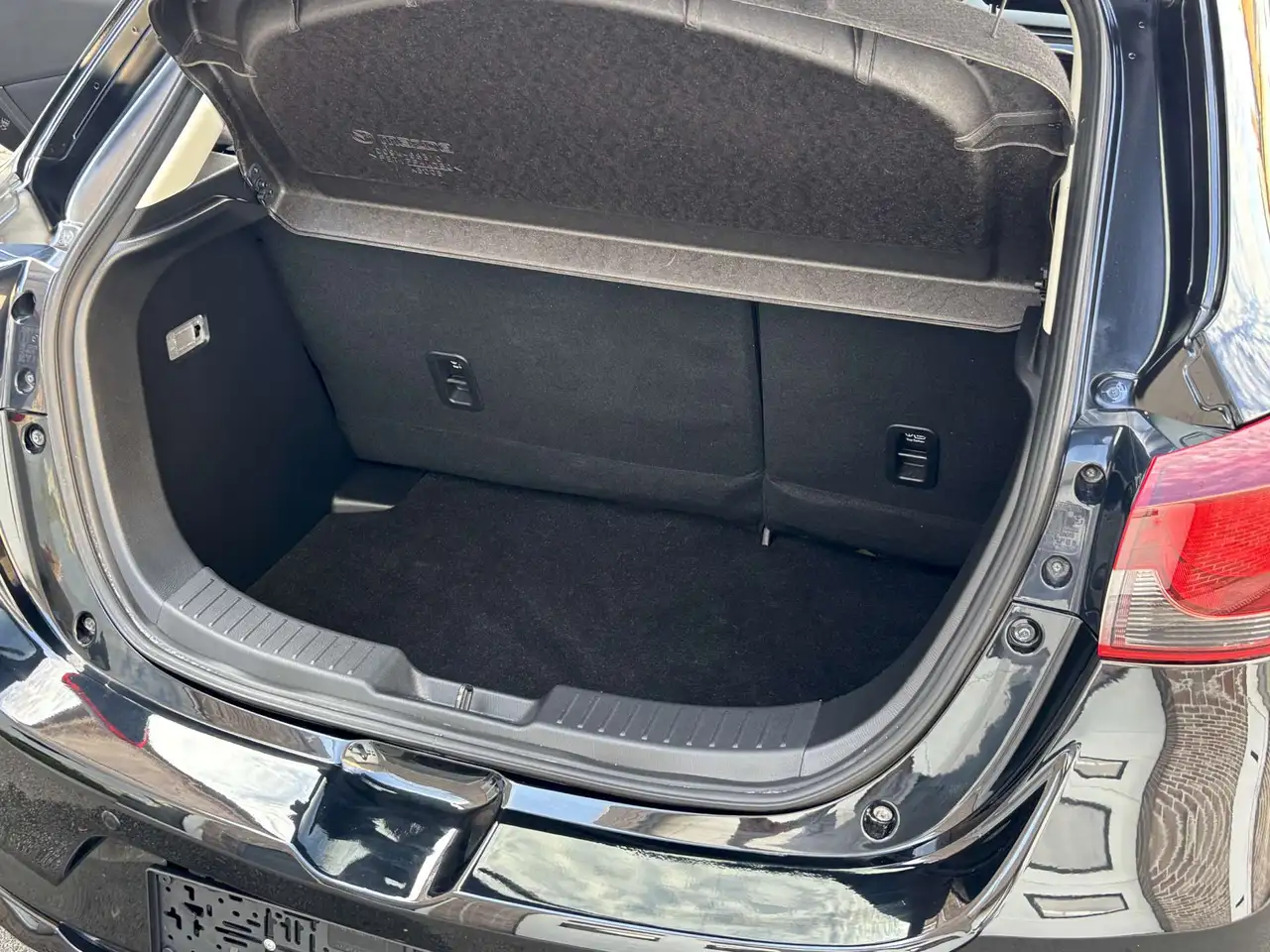 Mazda 2 - 9