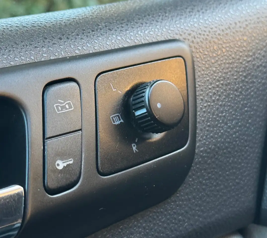 Volkswagen Polo - 12