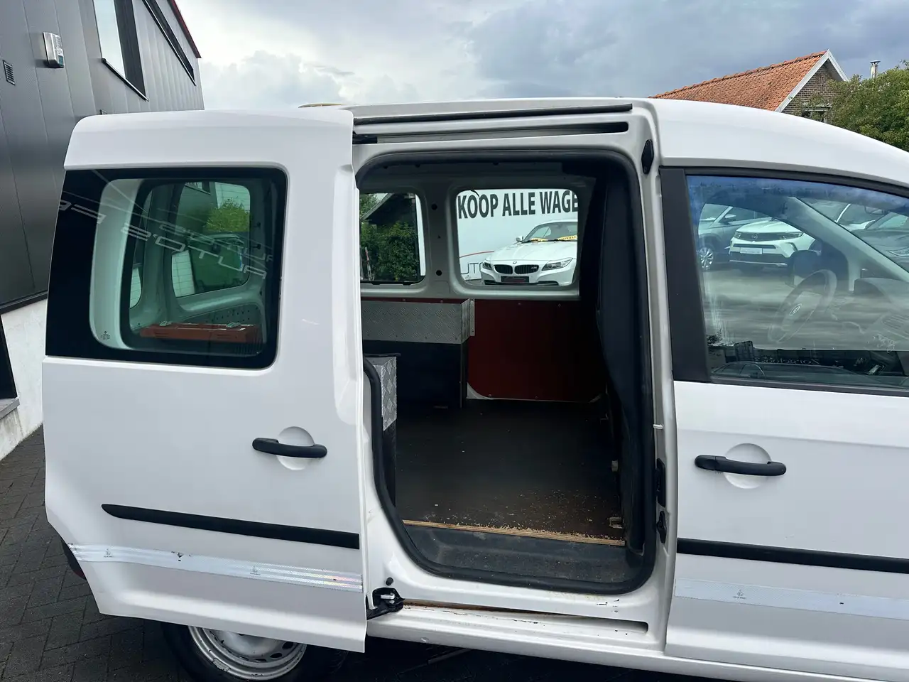Volkswagen Caddy - 9
