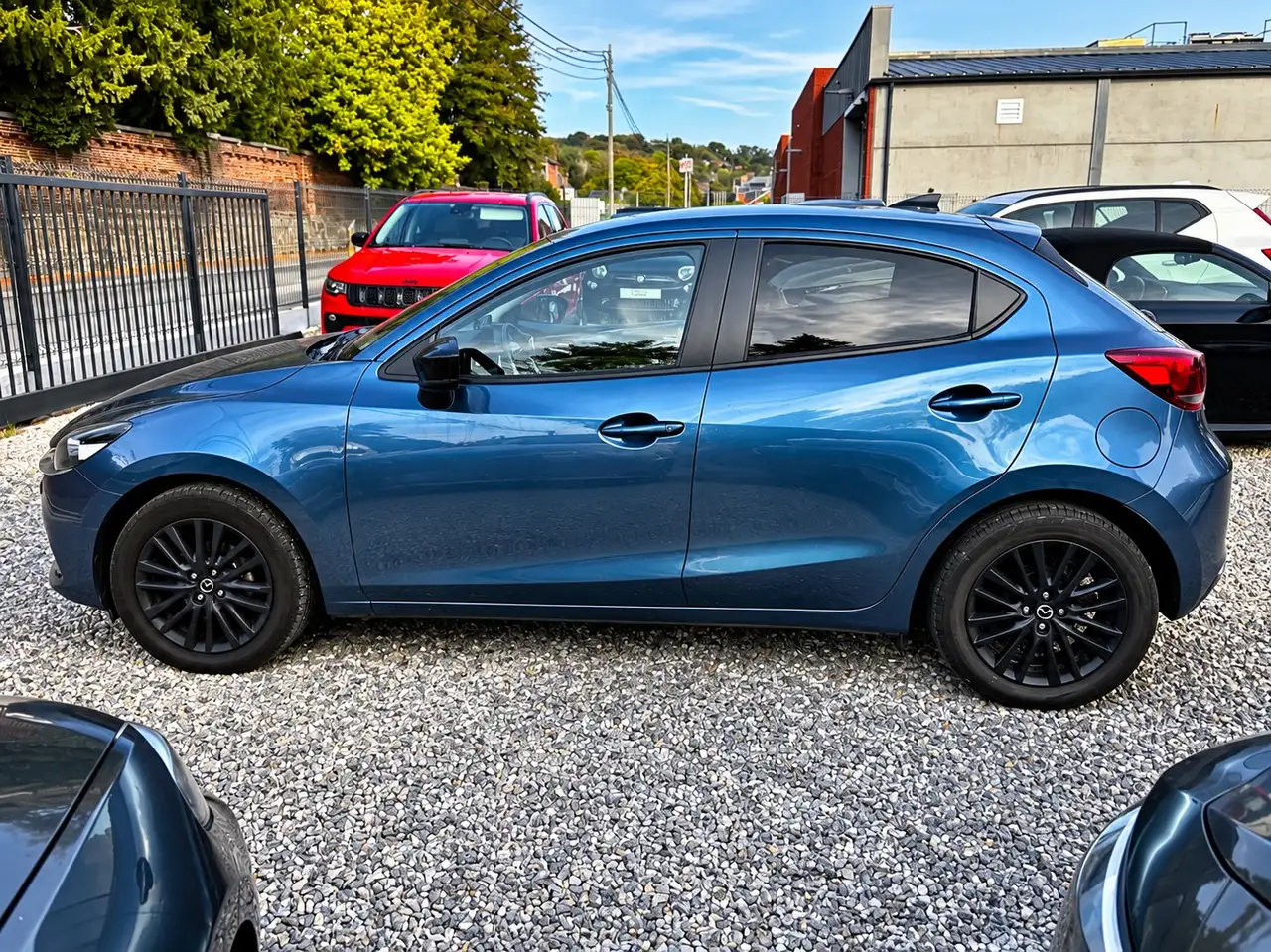 Mazda 2 - 8