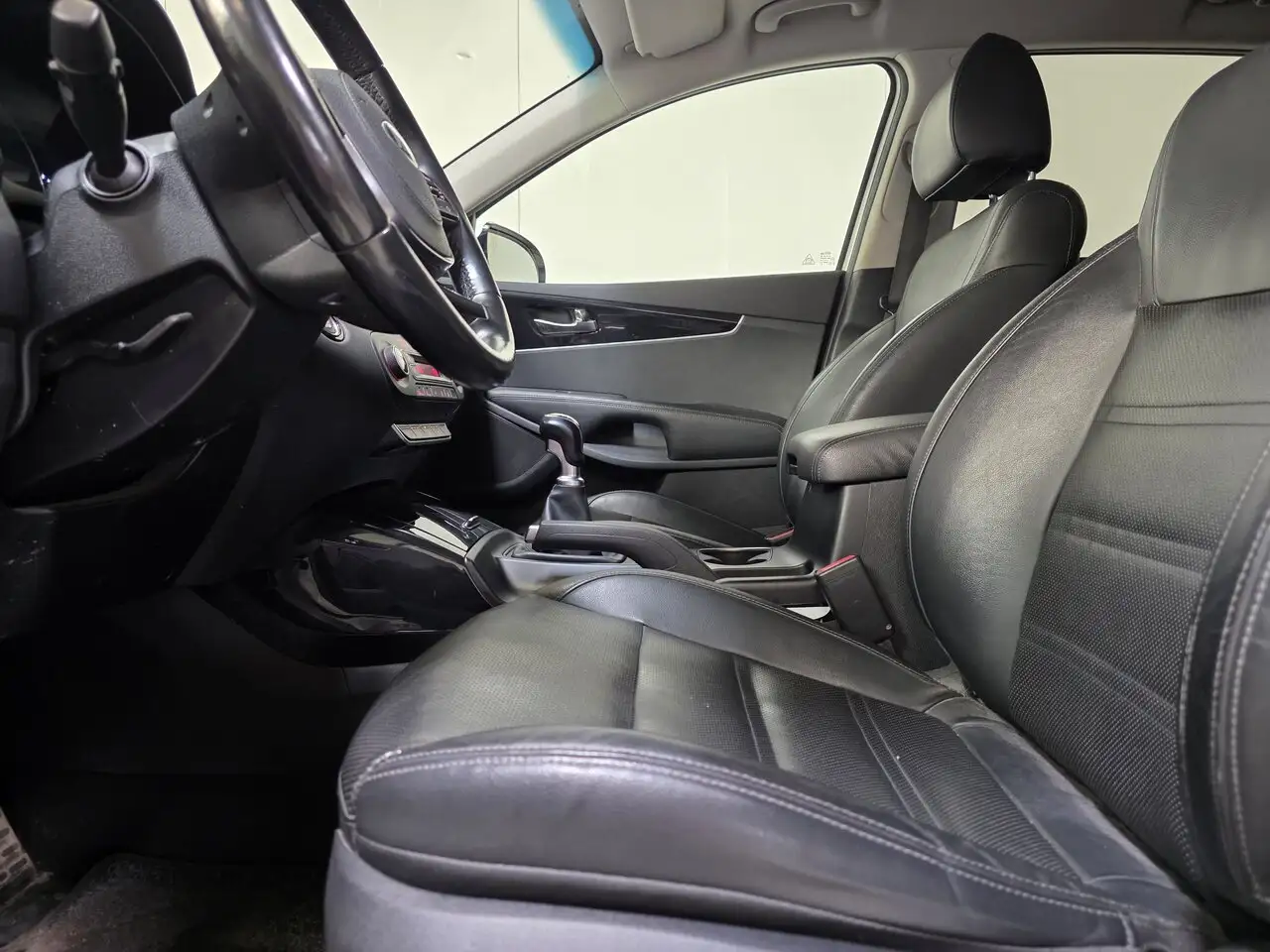 Kia Sorento - 9
