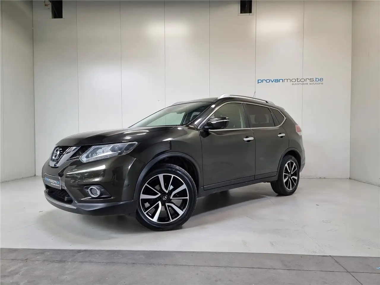 Nissan X-Trail - 4