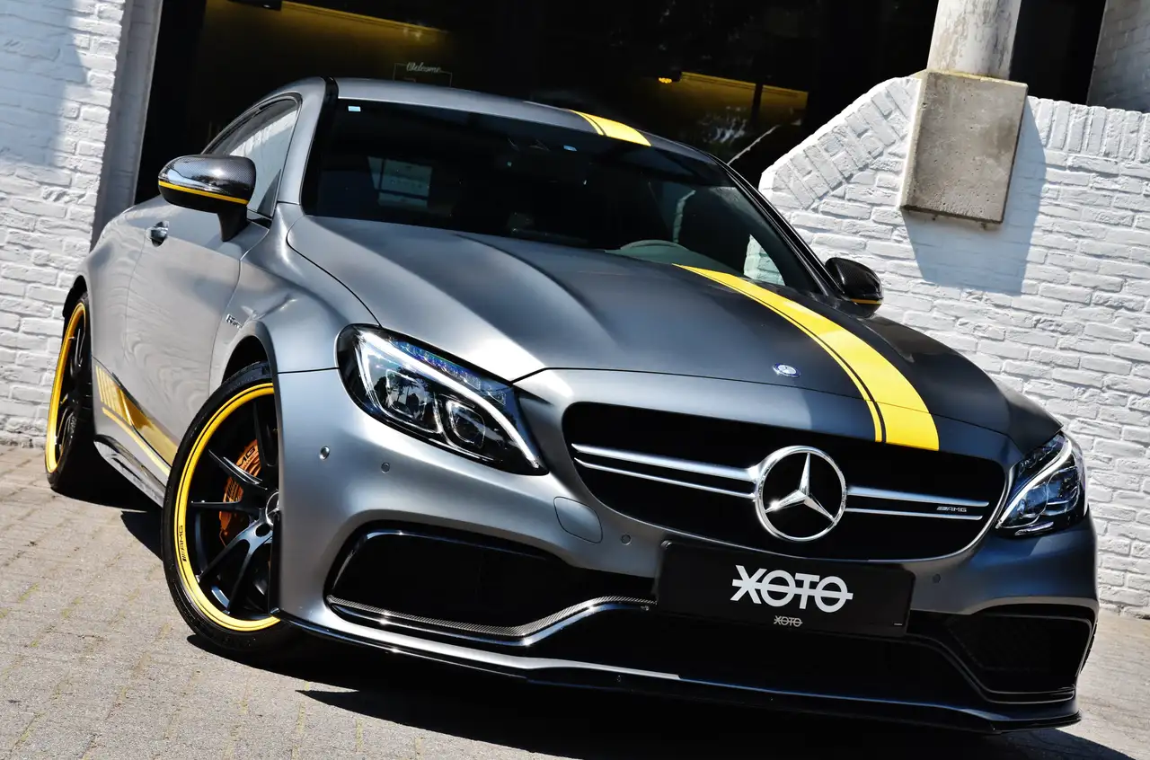 Mercedes-Benz C 63 AMG - 2