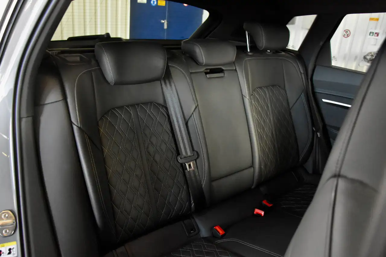 Audi SQ8 e-tron - 8