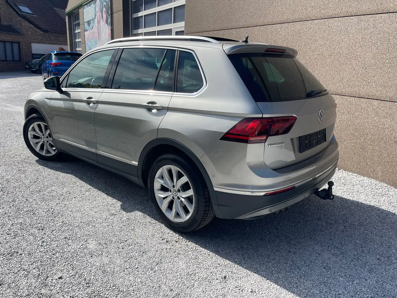 Volkswagen Tiguan - 3