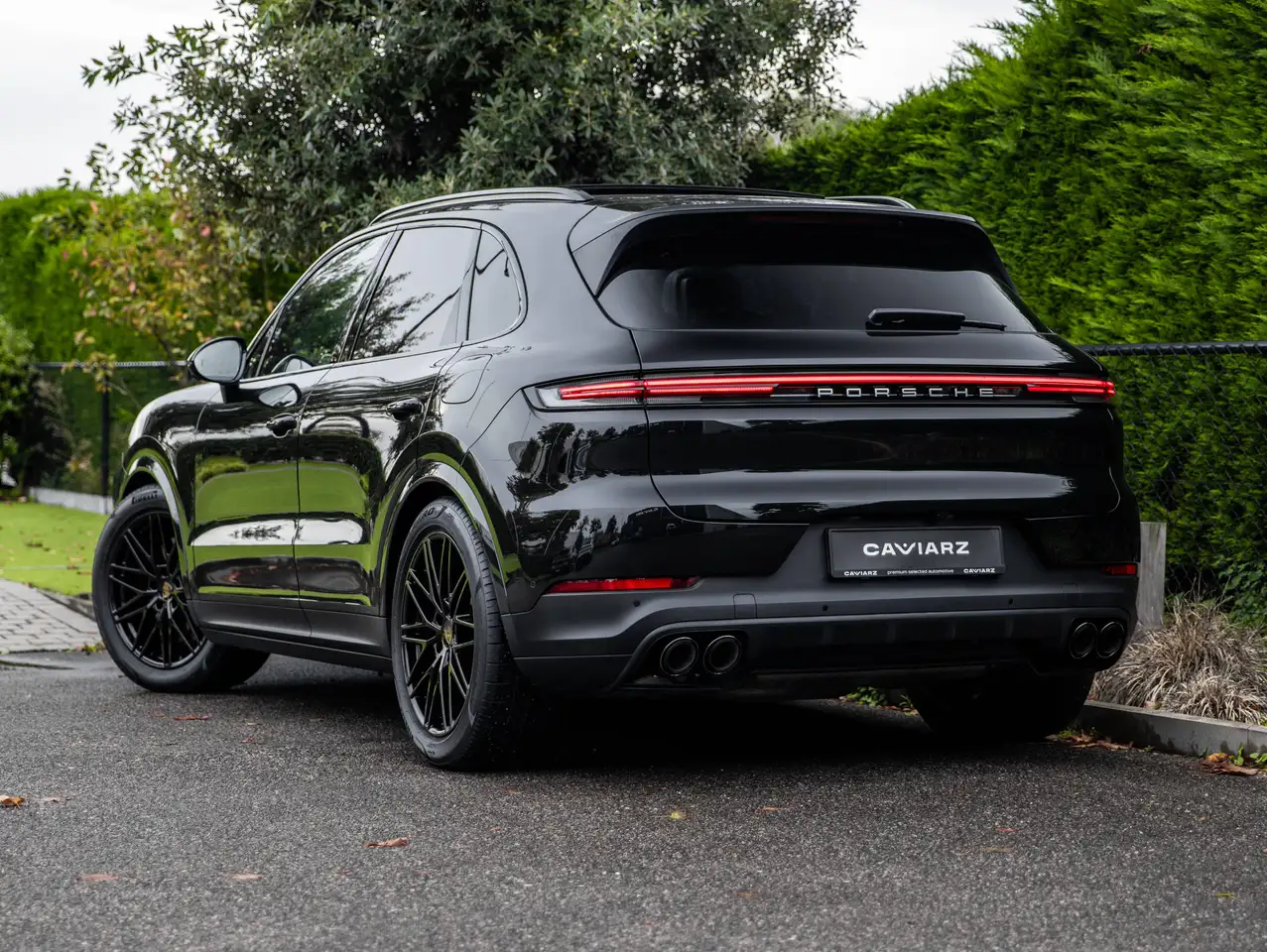 Porsche Cayenne - 2