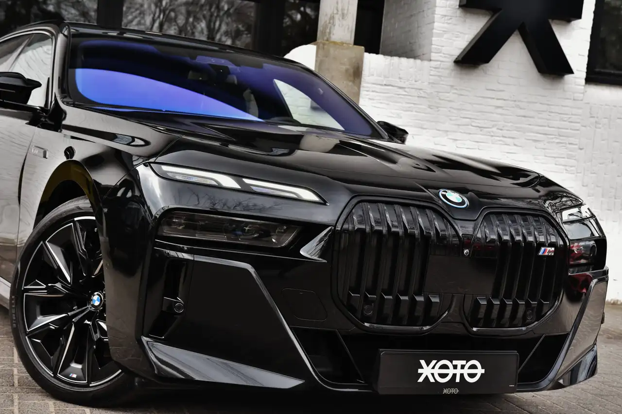 BMW 760 - 10