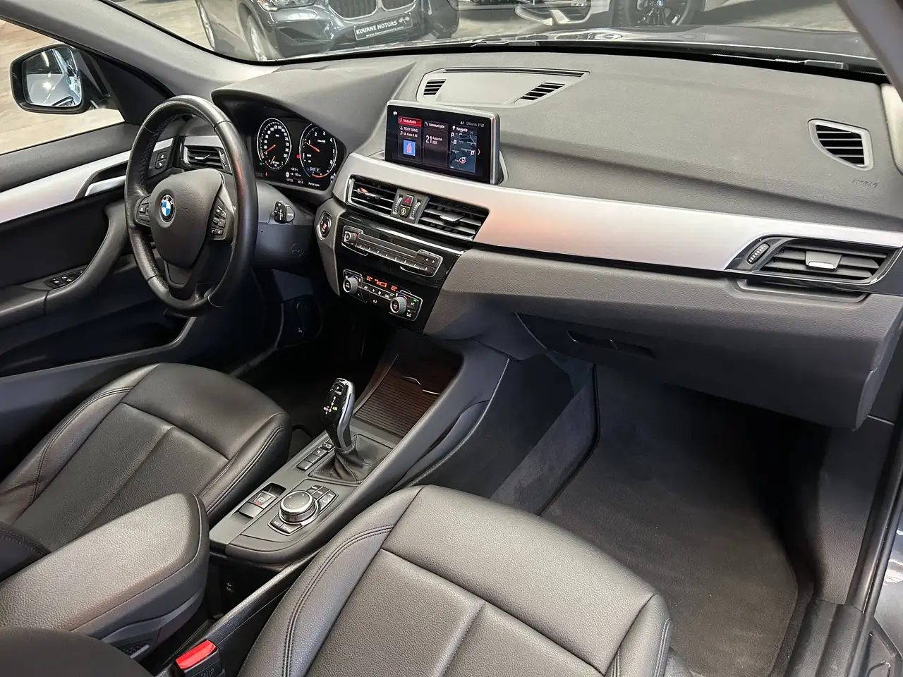 BMW X1 - 10
