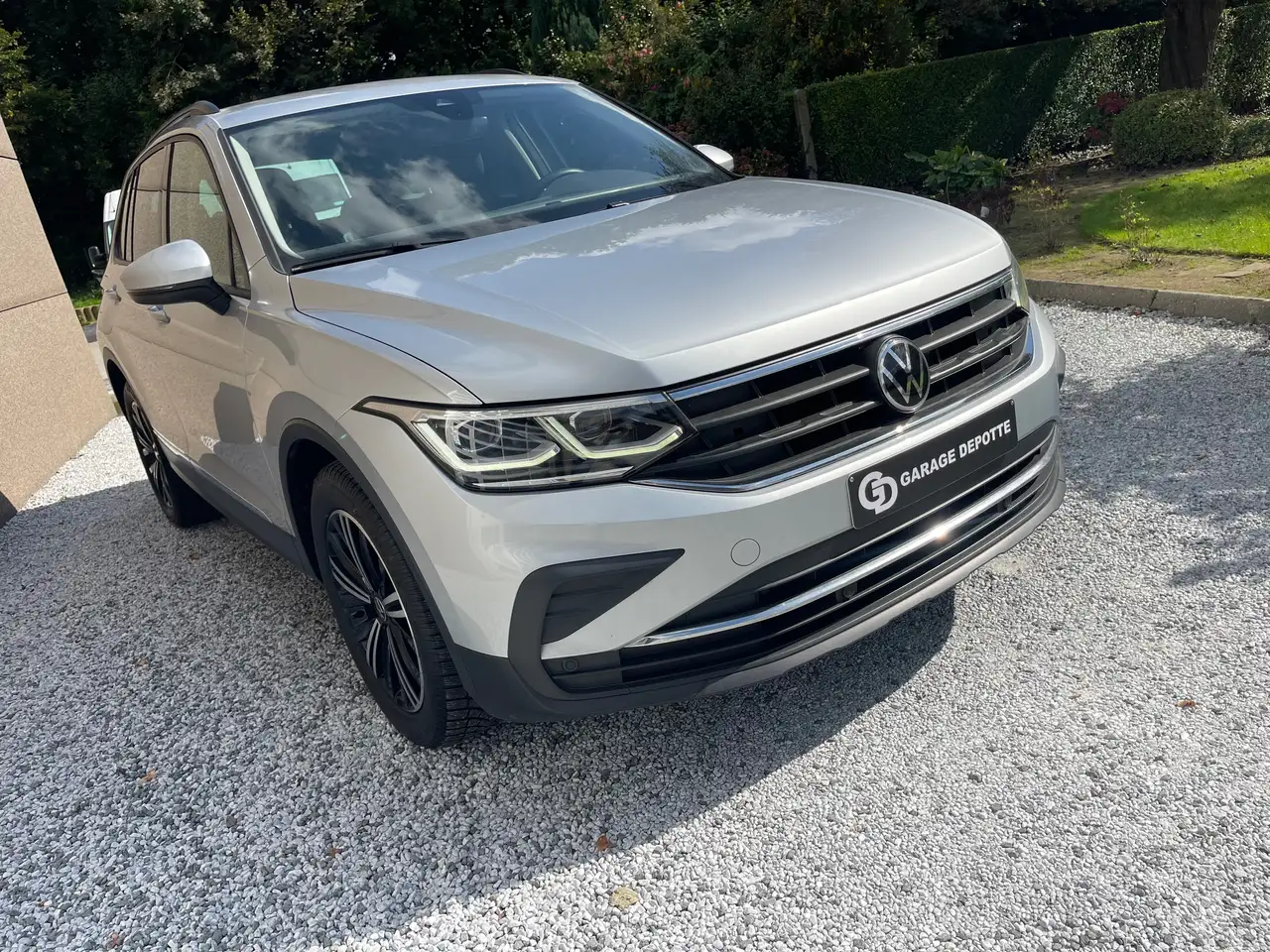 Volkswagen Tiguan - 7