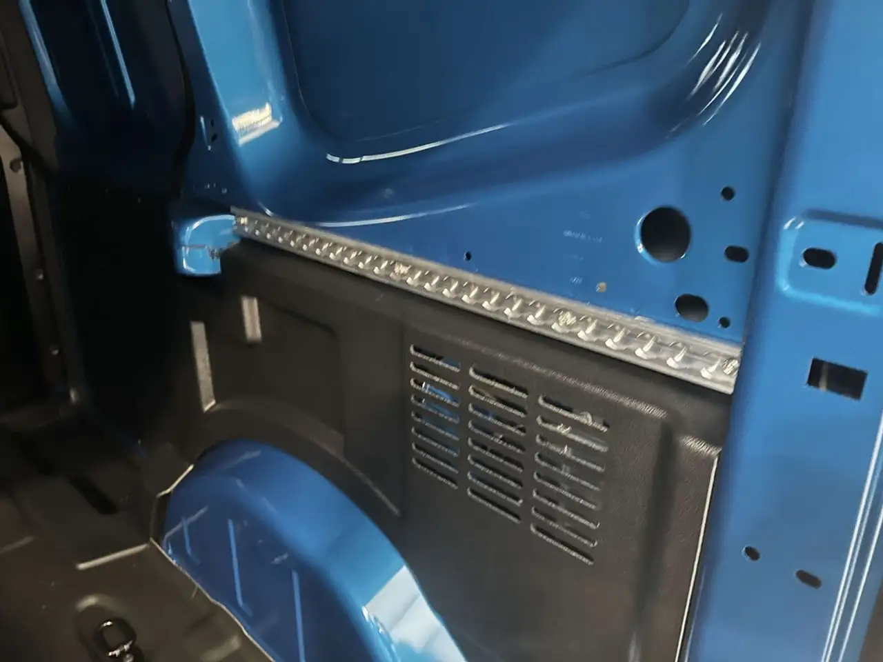 Ford Transit Courier - 9