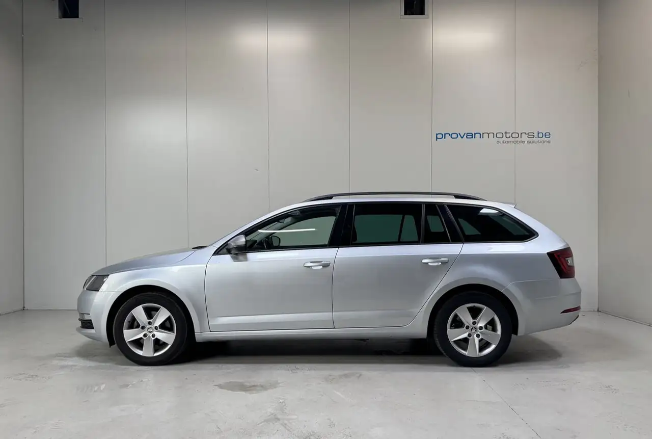 Skoda Octavia - 8