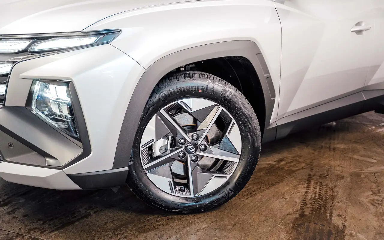 Hyundai TUCSON - 5