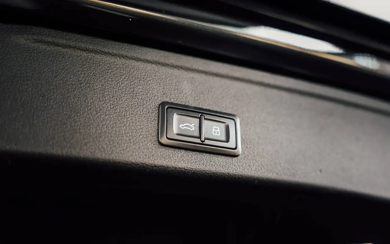 Audi A4 - 8