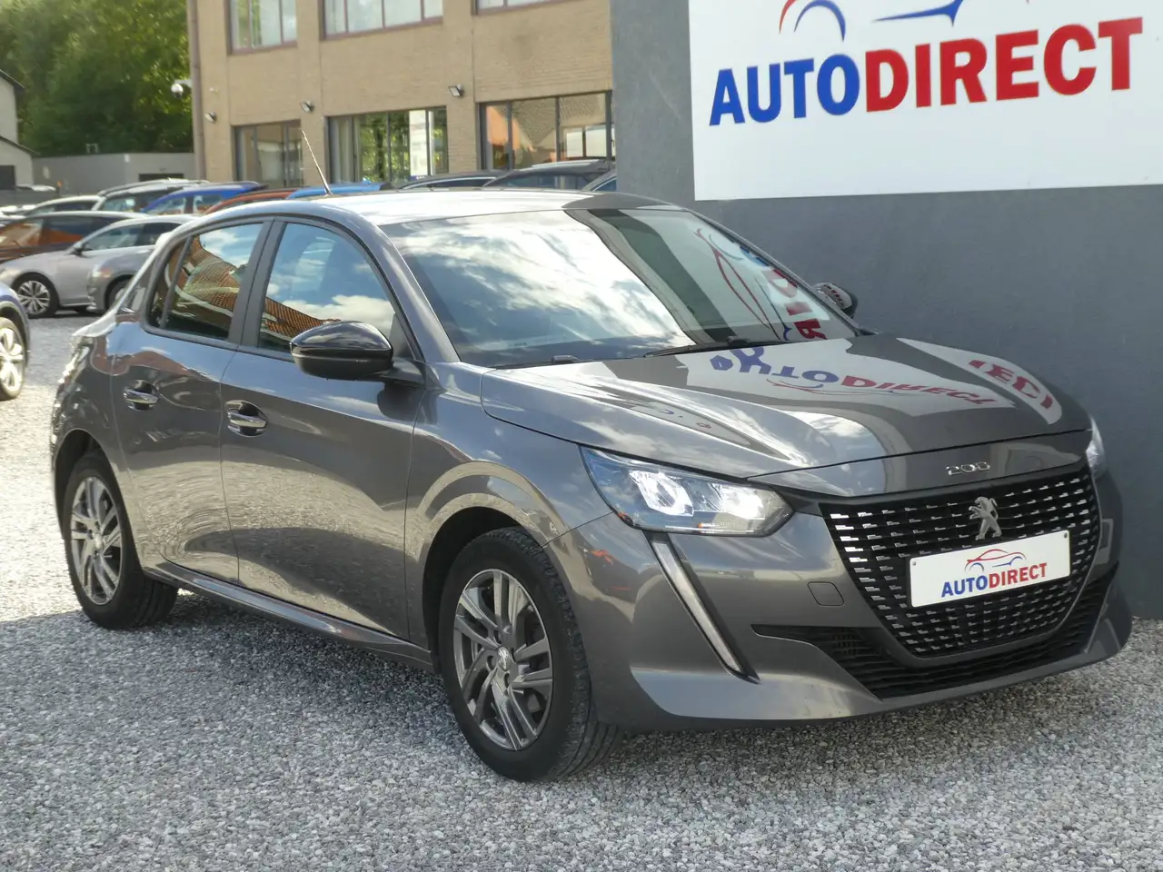 Peugeot 208 - 6