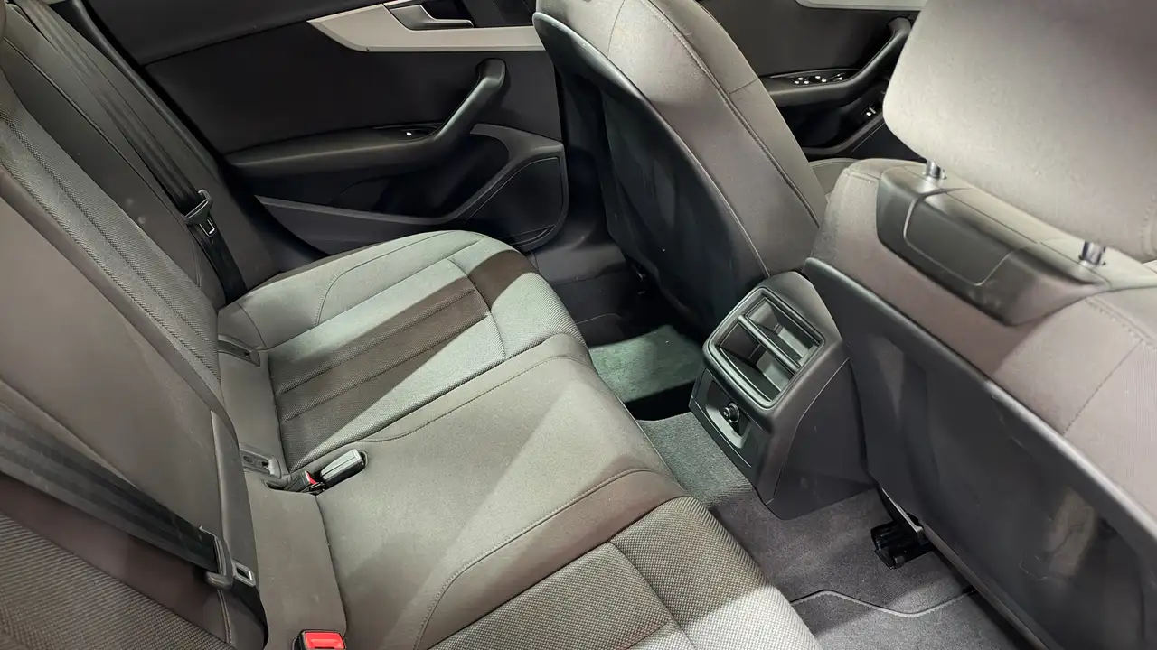 Audi A4 - 10