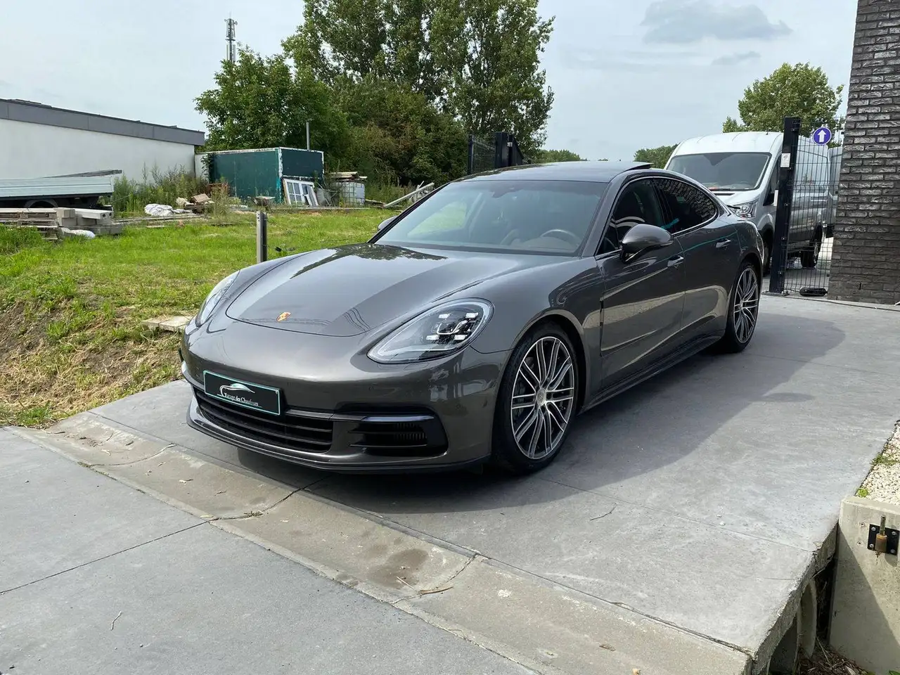 Porsche Panamera - 11