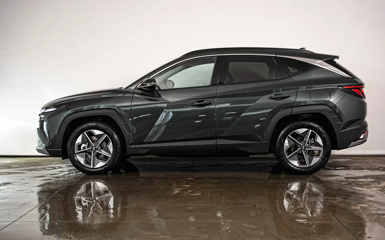 Hyundai TUCSON - 2