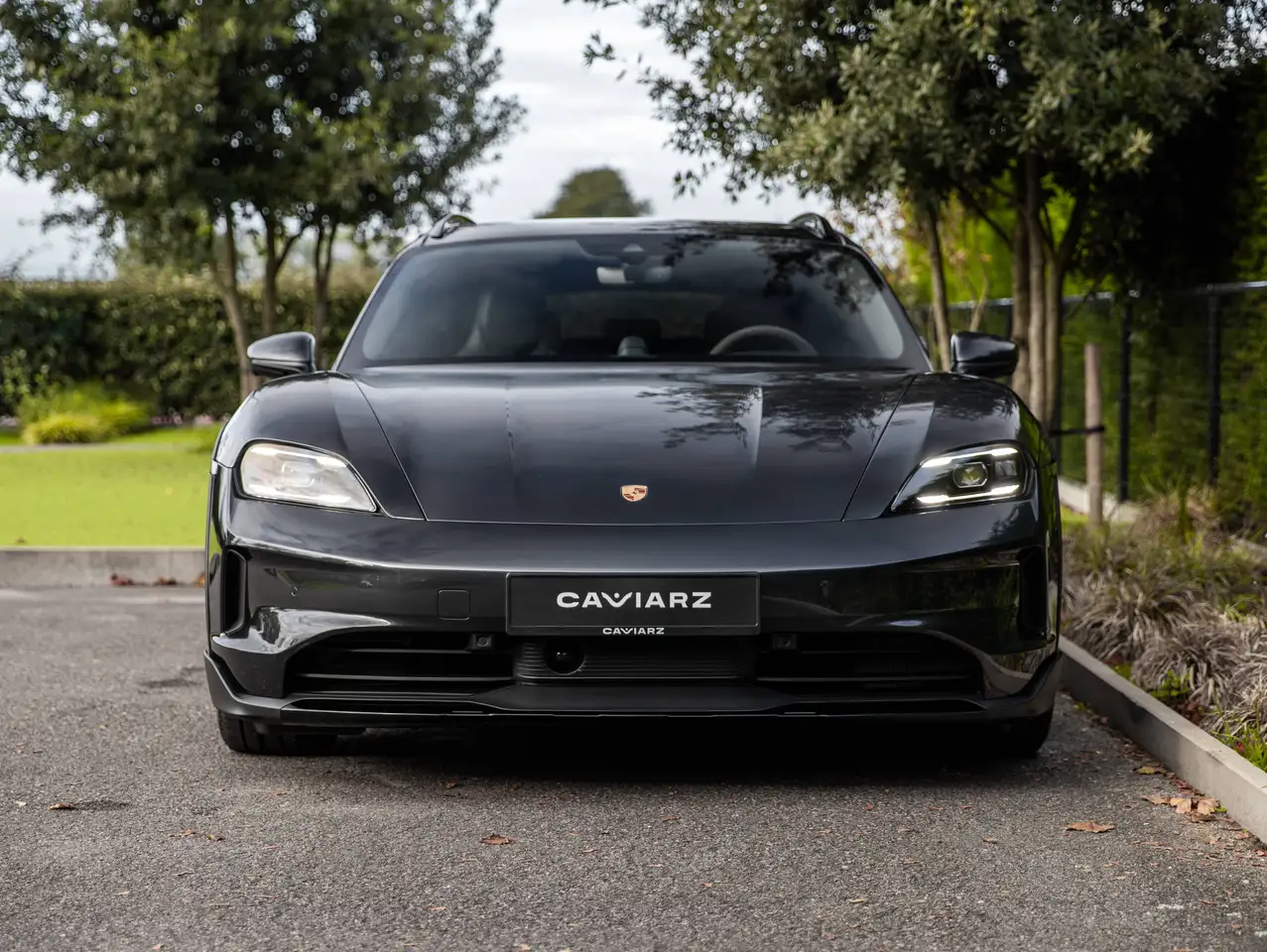 Porsche Taycan - 4