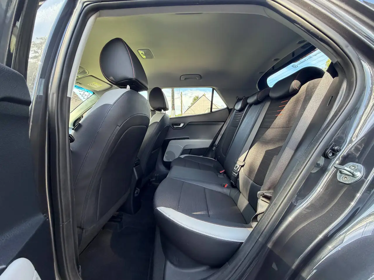 Kia Stonic - 11